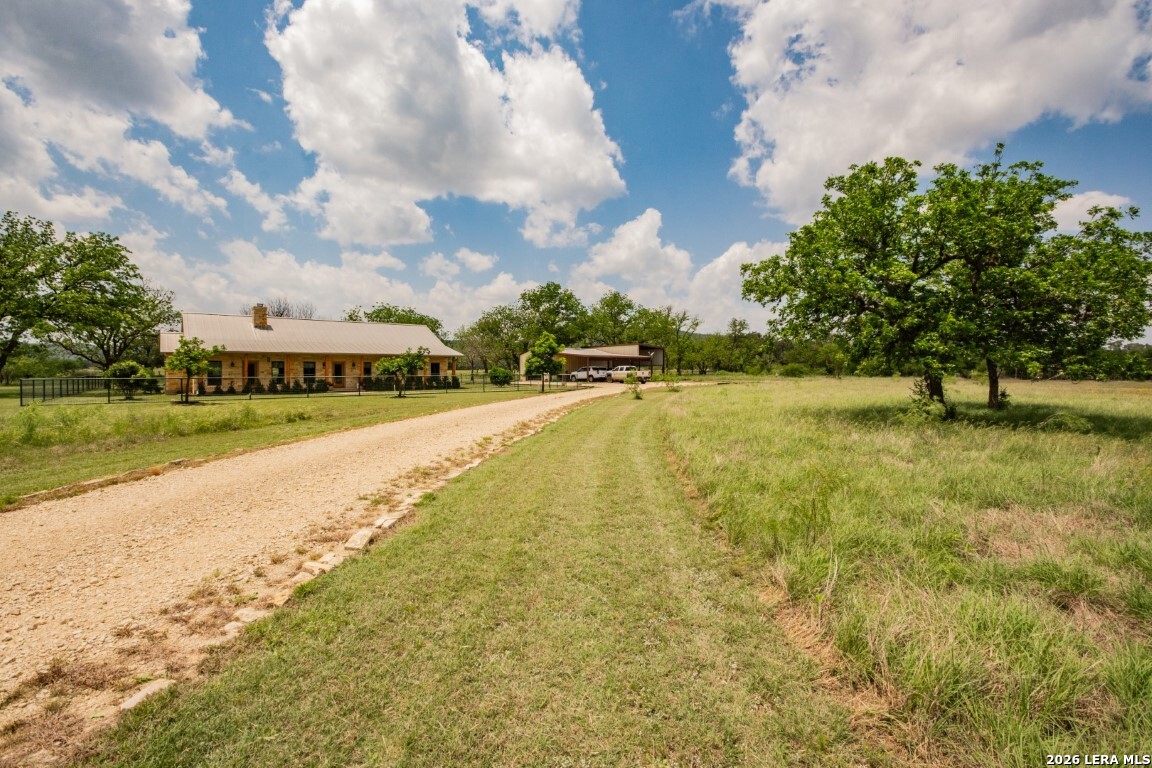 main property photo 30