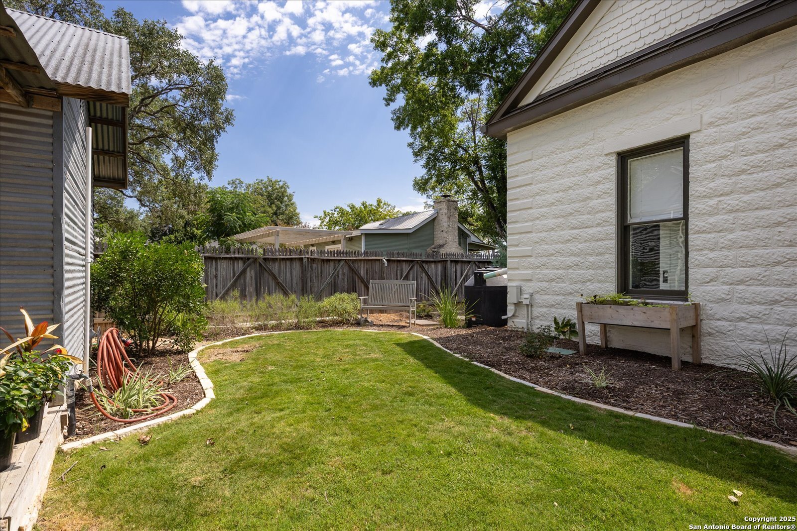 main property photo 43