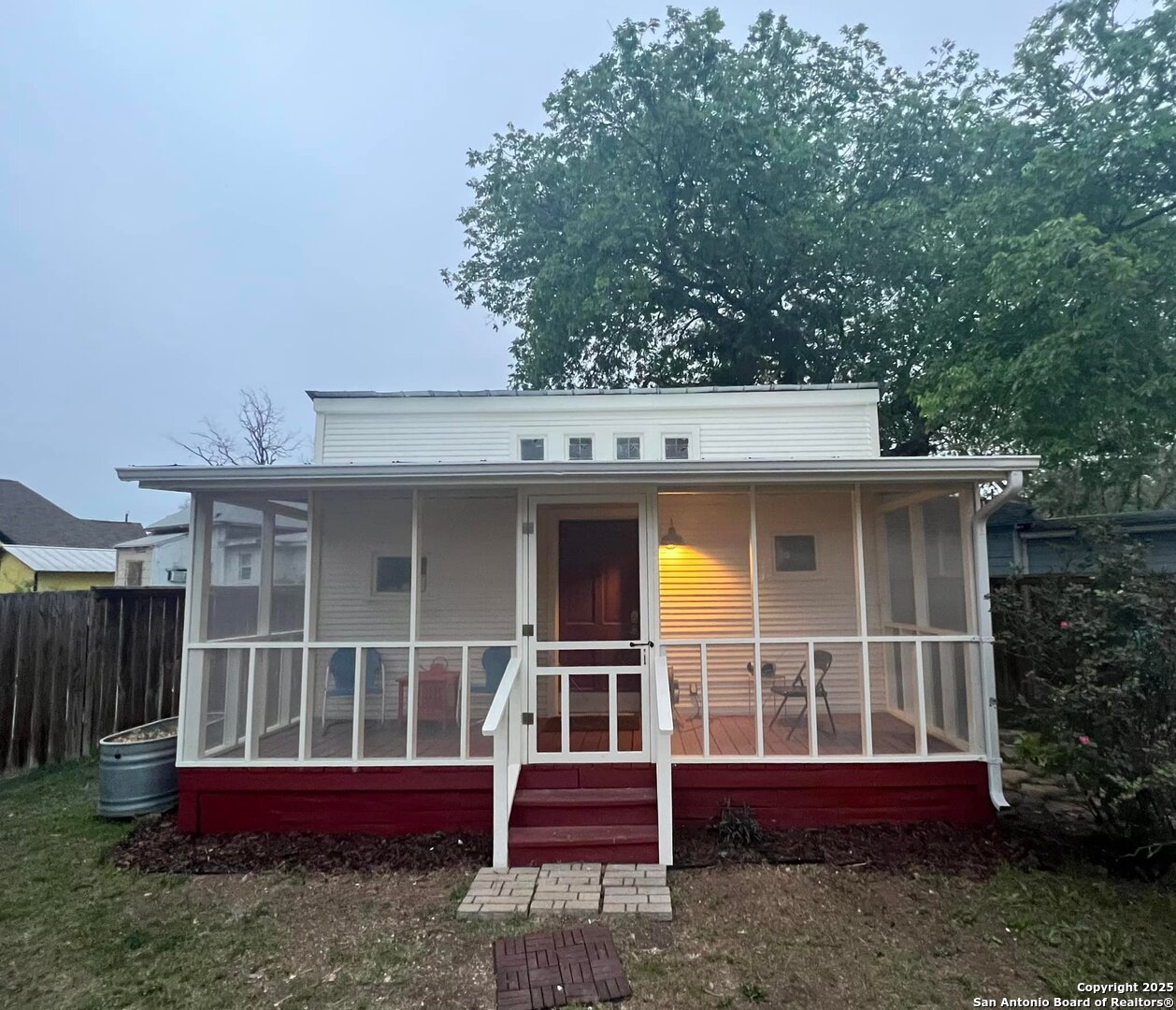 main property photo 31