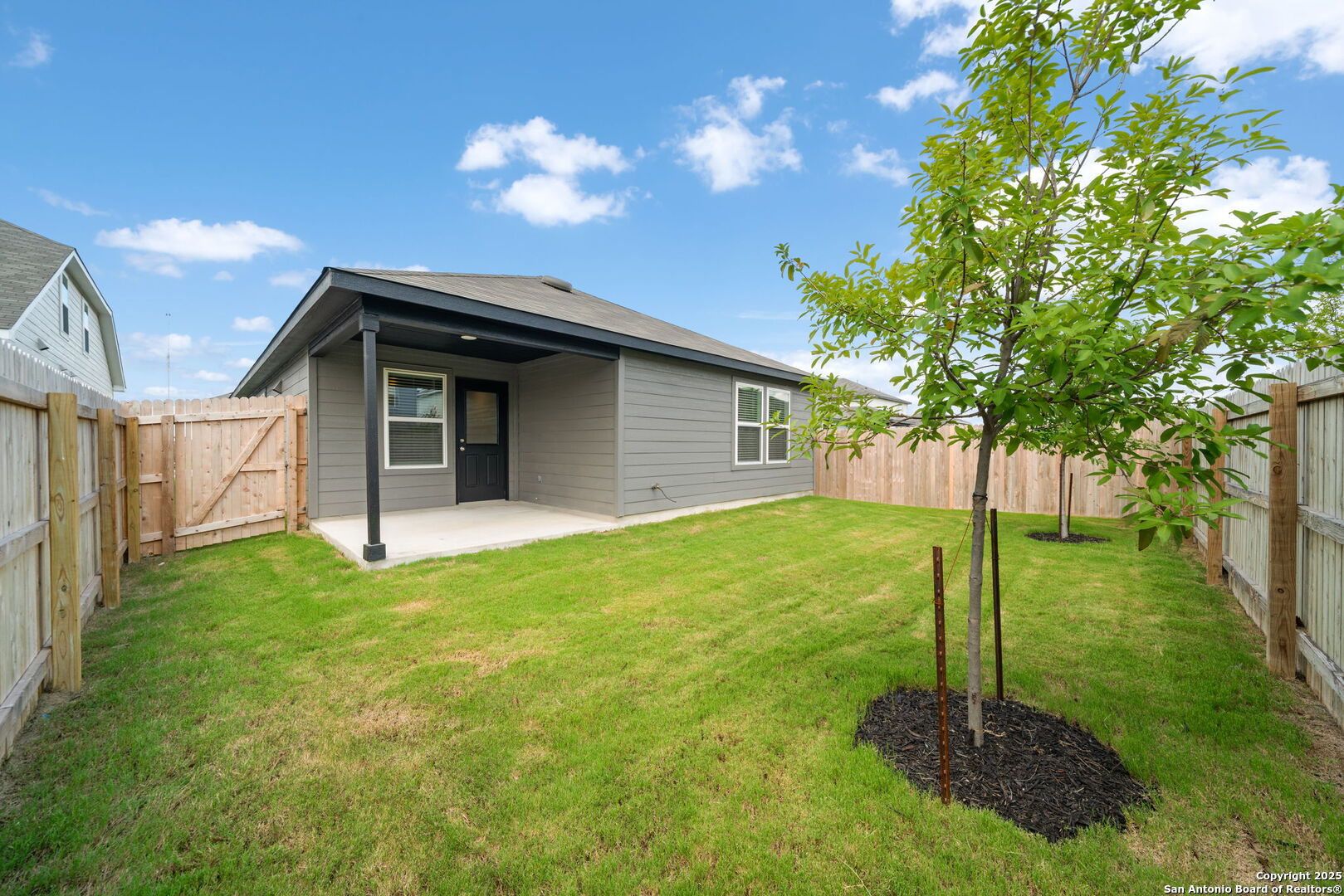main property photo 26