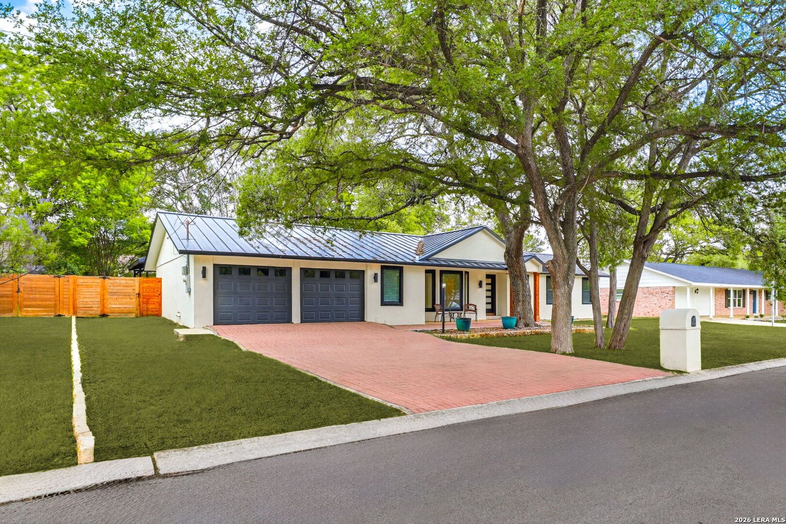 main property photo 47