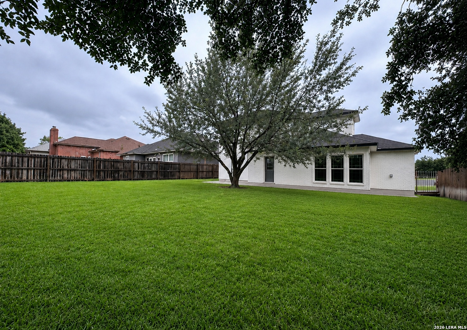 main property photo 12