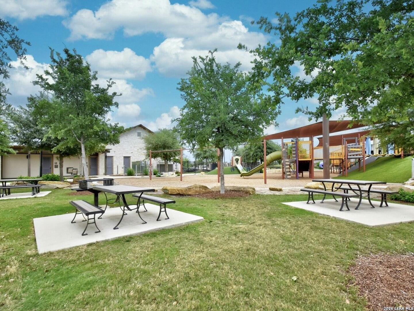 main property photo 50