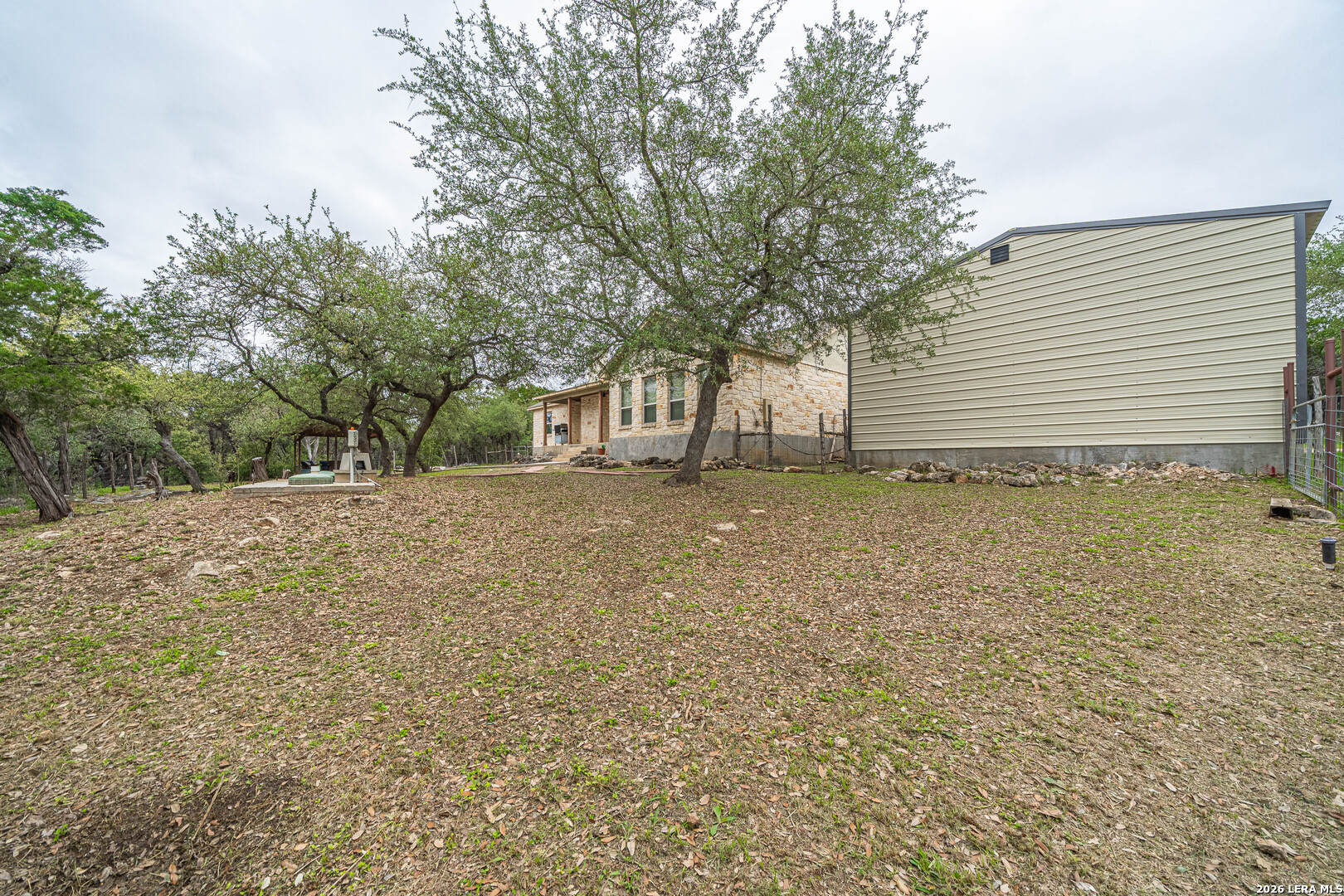 main property photo 35
