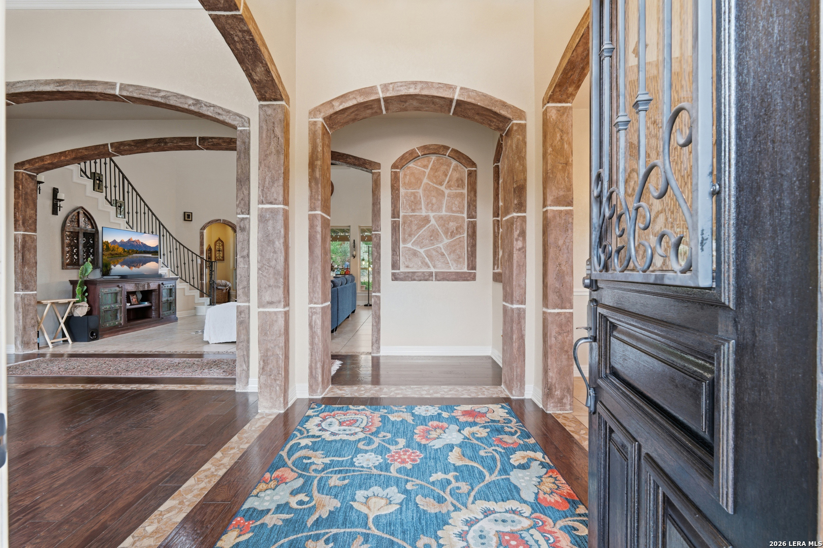 main property photo 4