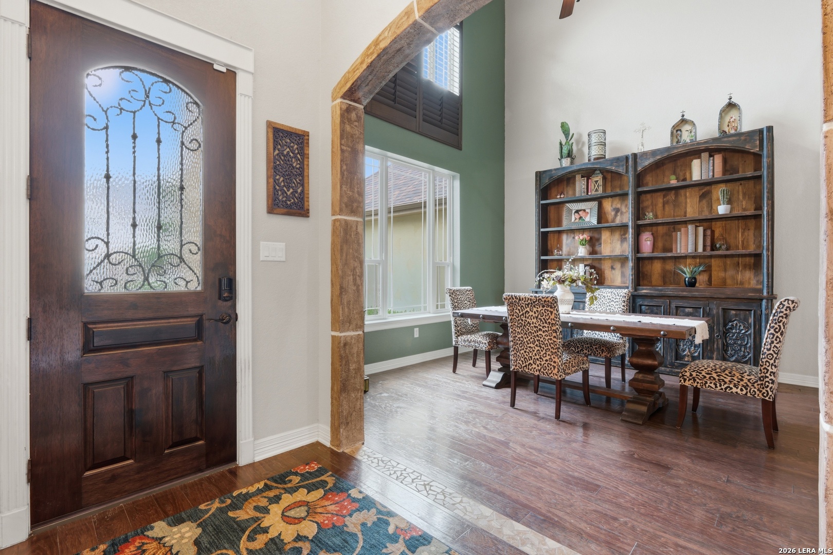 main property photo 5
