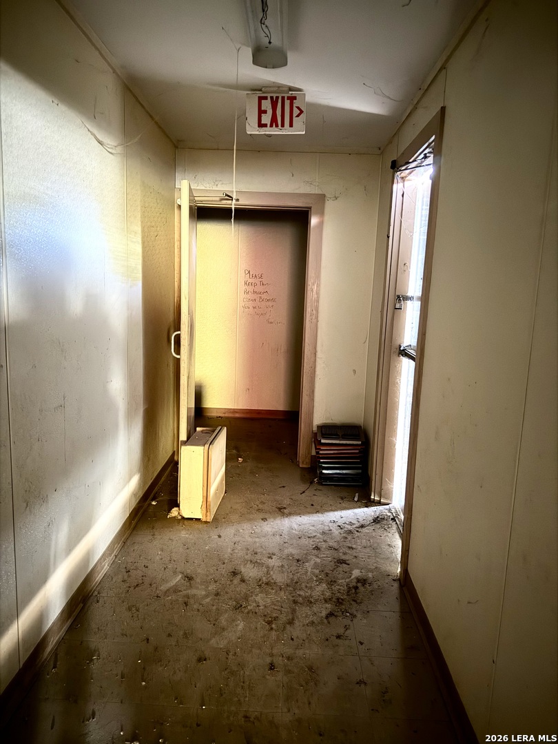 main property photo 14