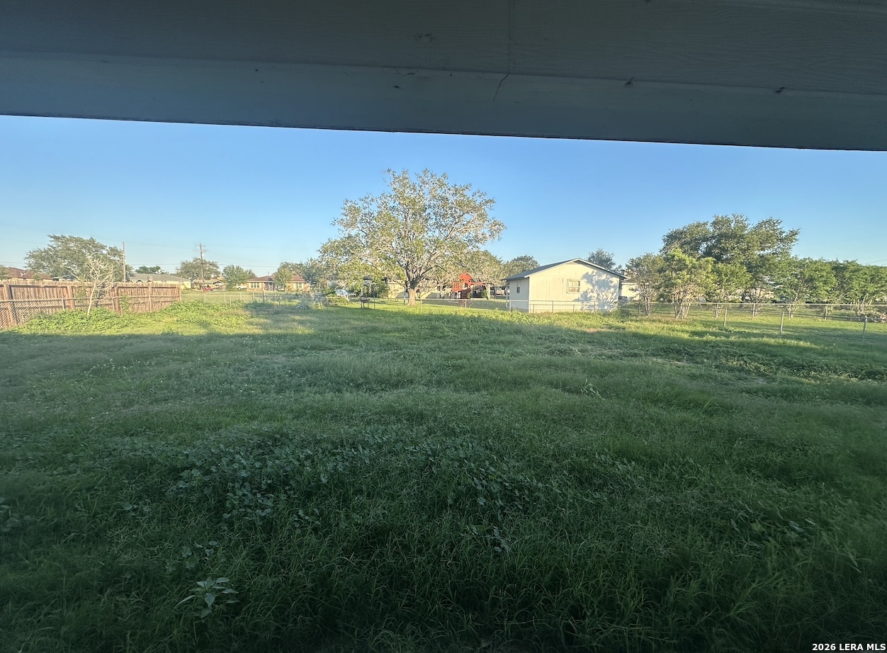 main property photo 12