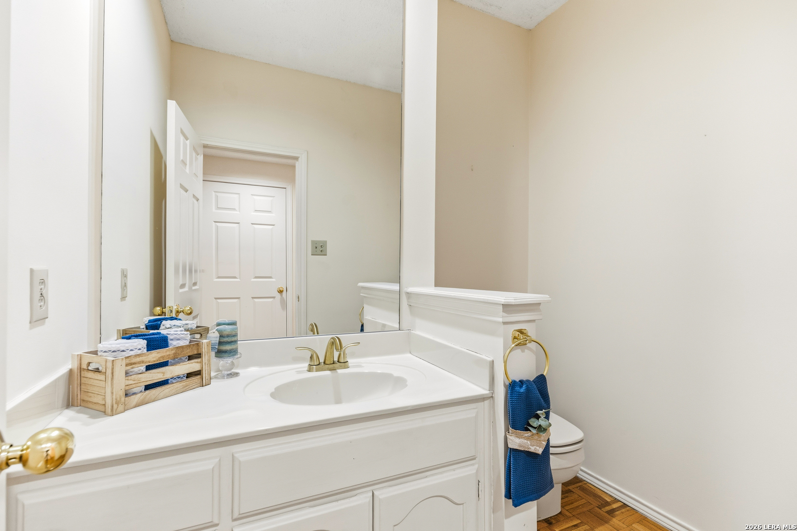 main property photo 12