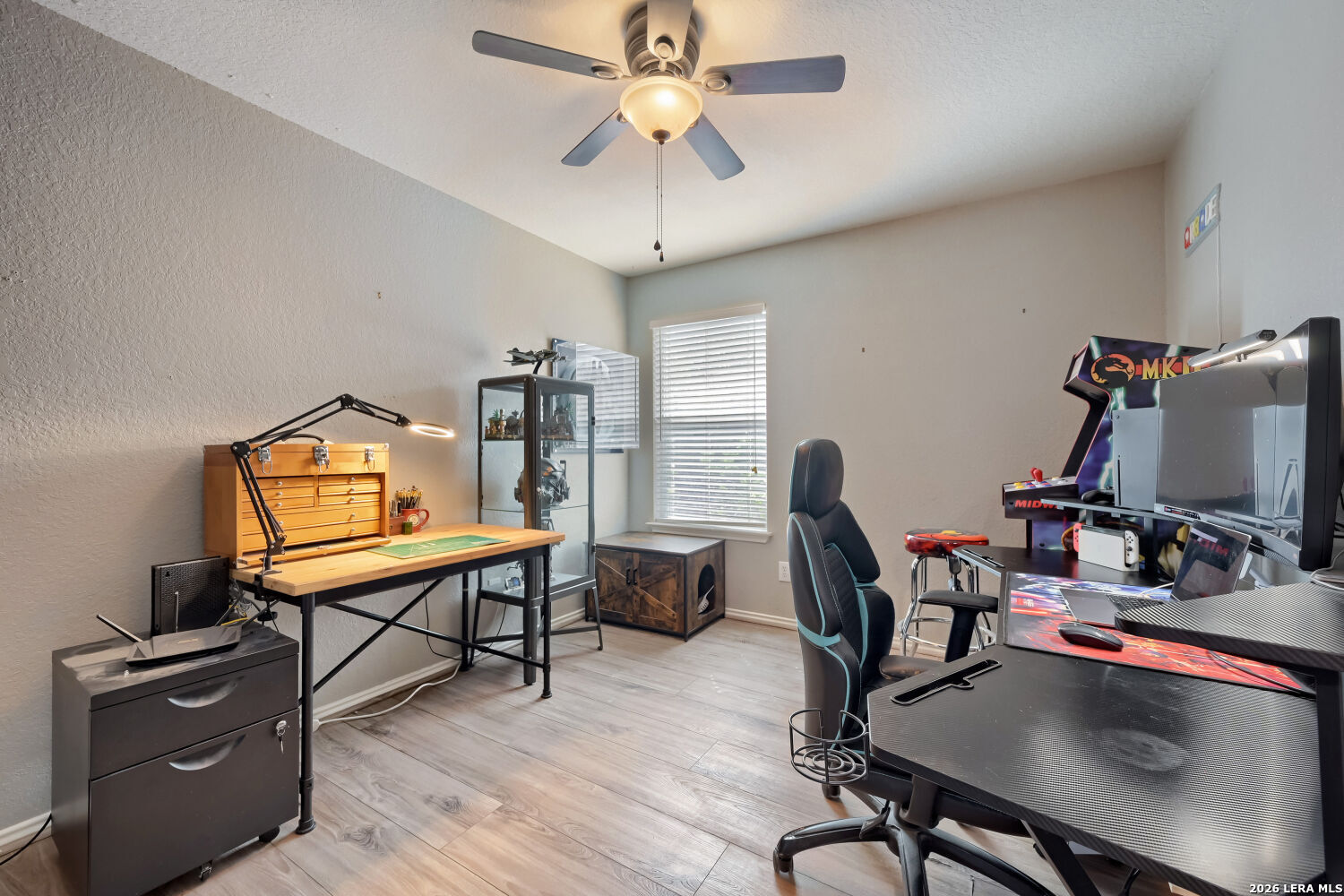 main property photo 15