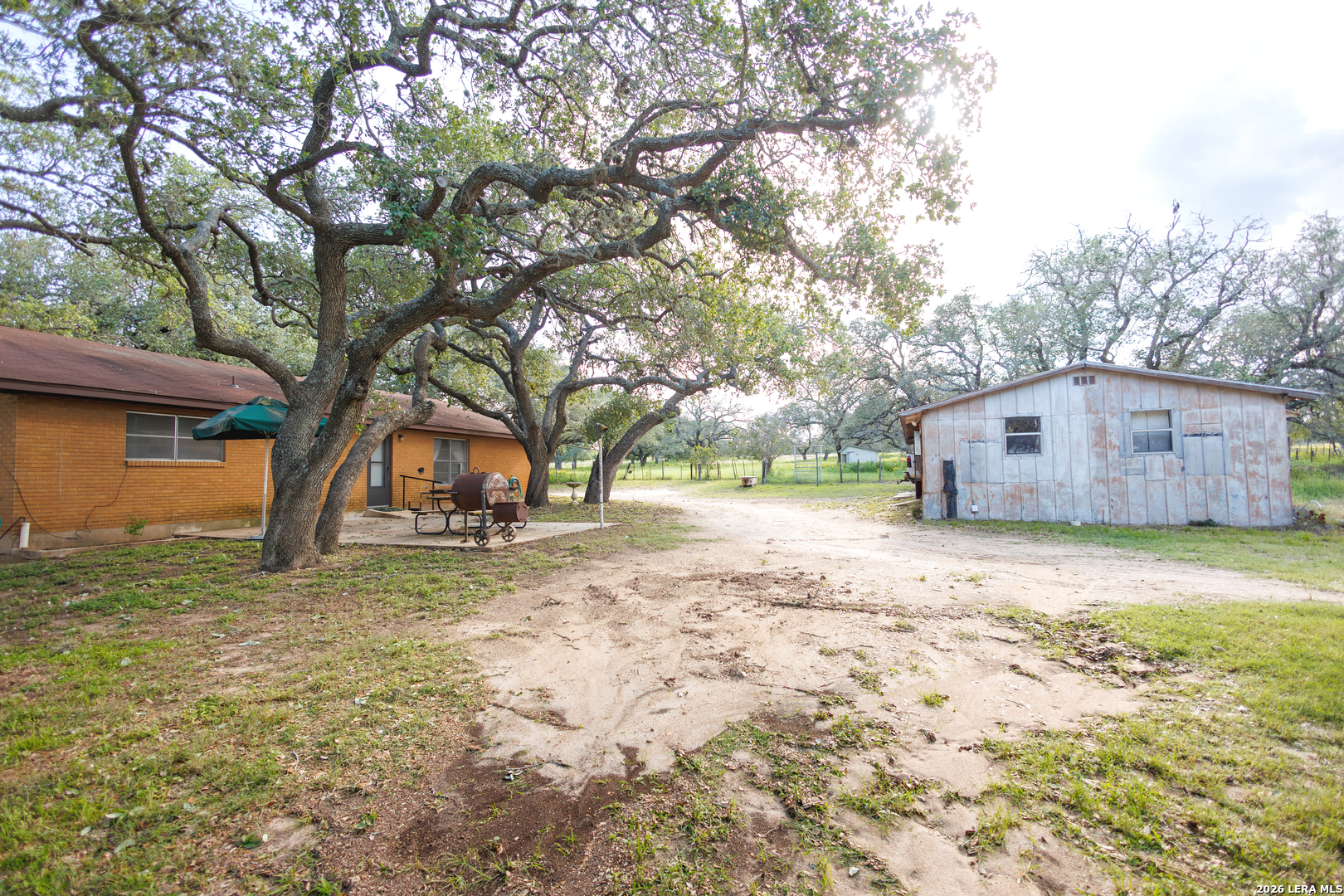 main property photo 15