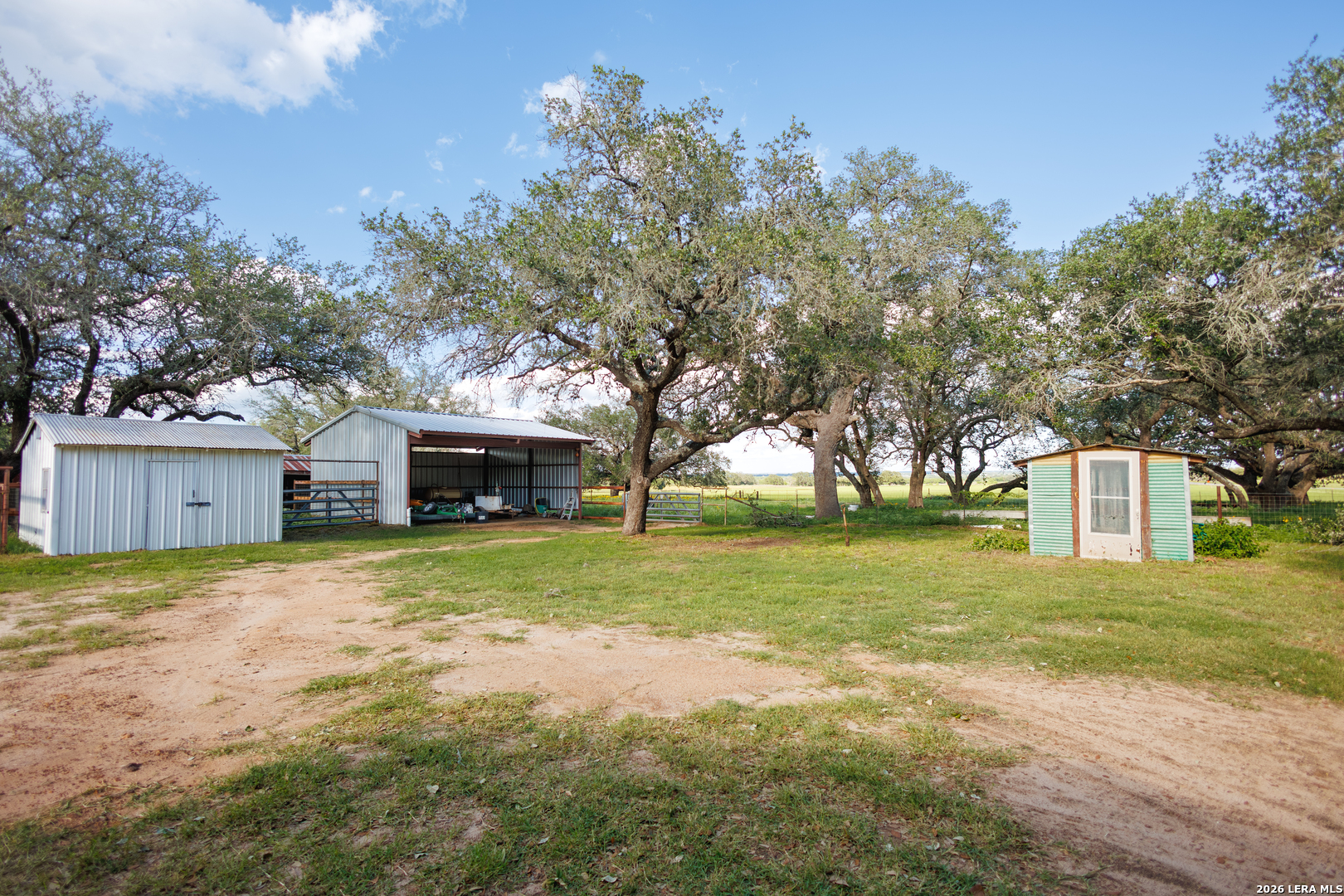 main property photo 18