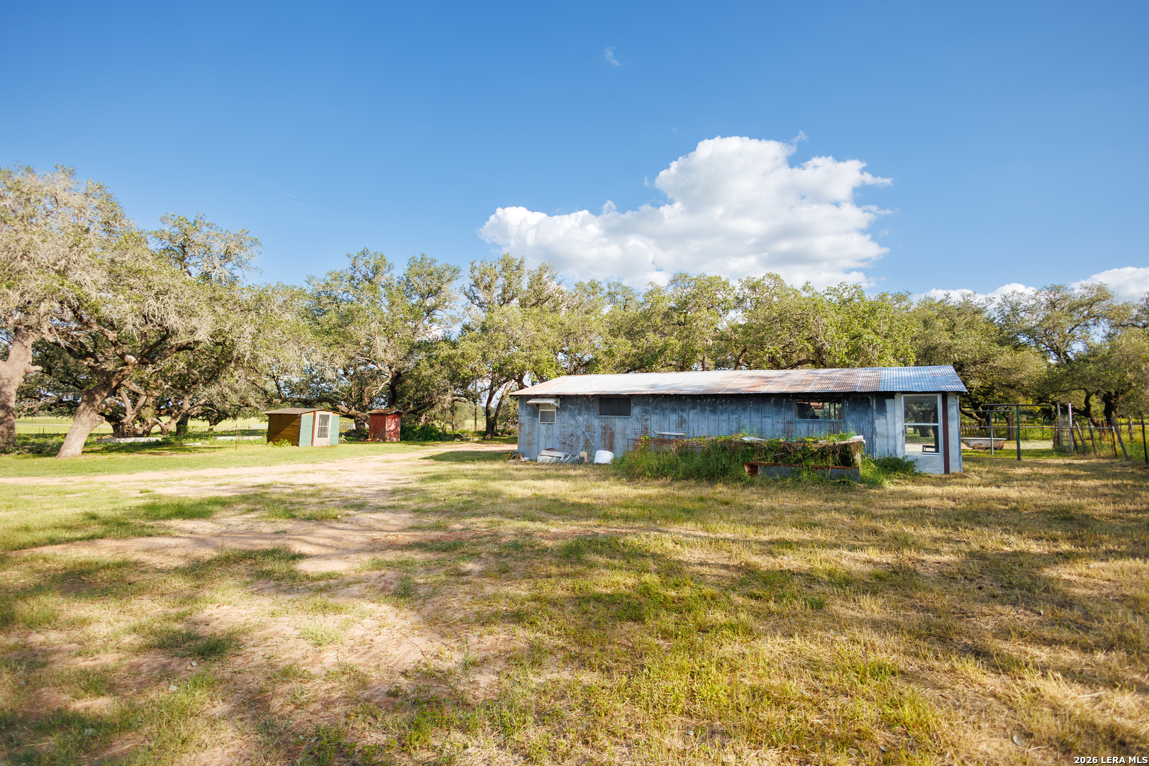 main property photo 26