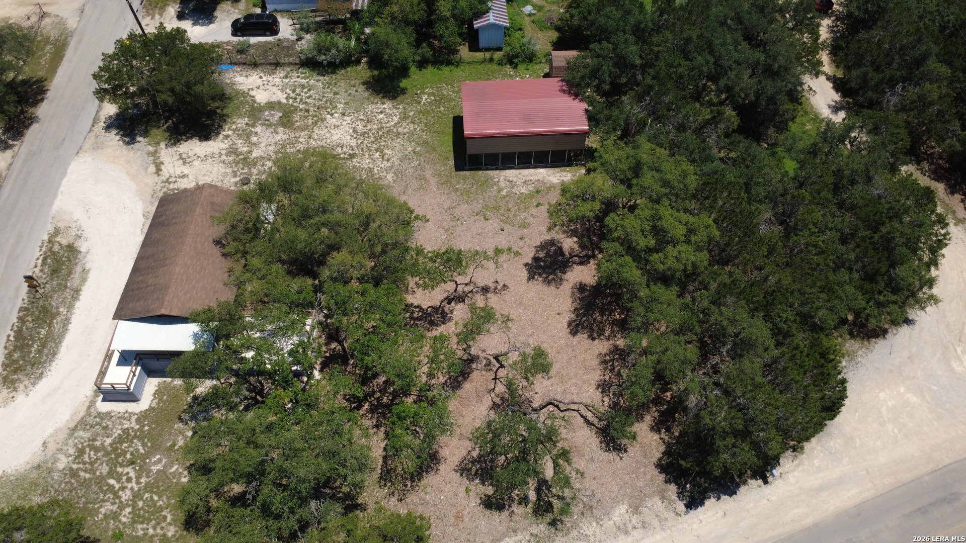 main property photo 10