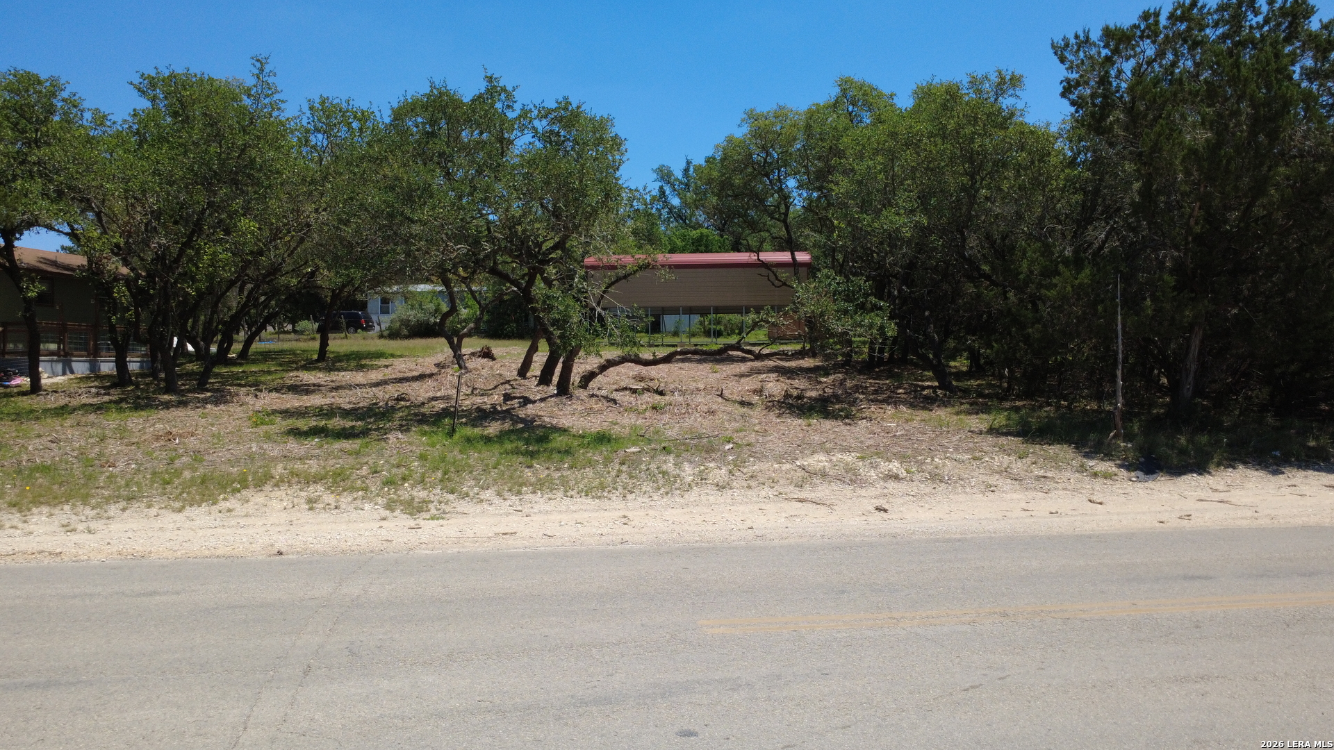 main property photo 3