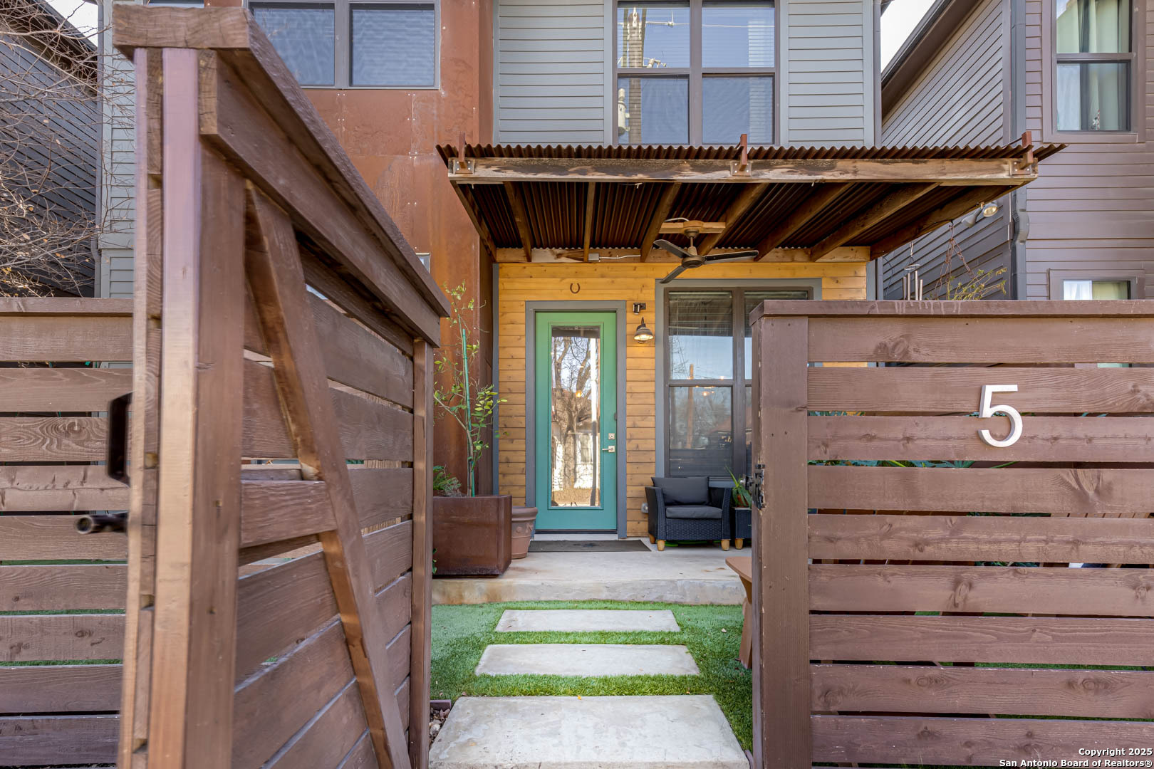 main property photo 26