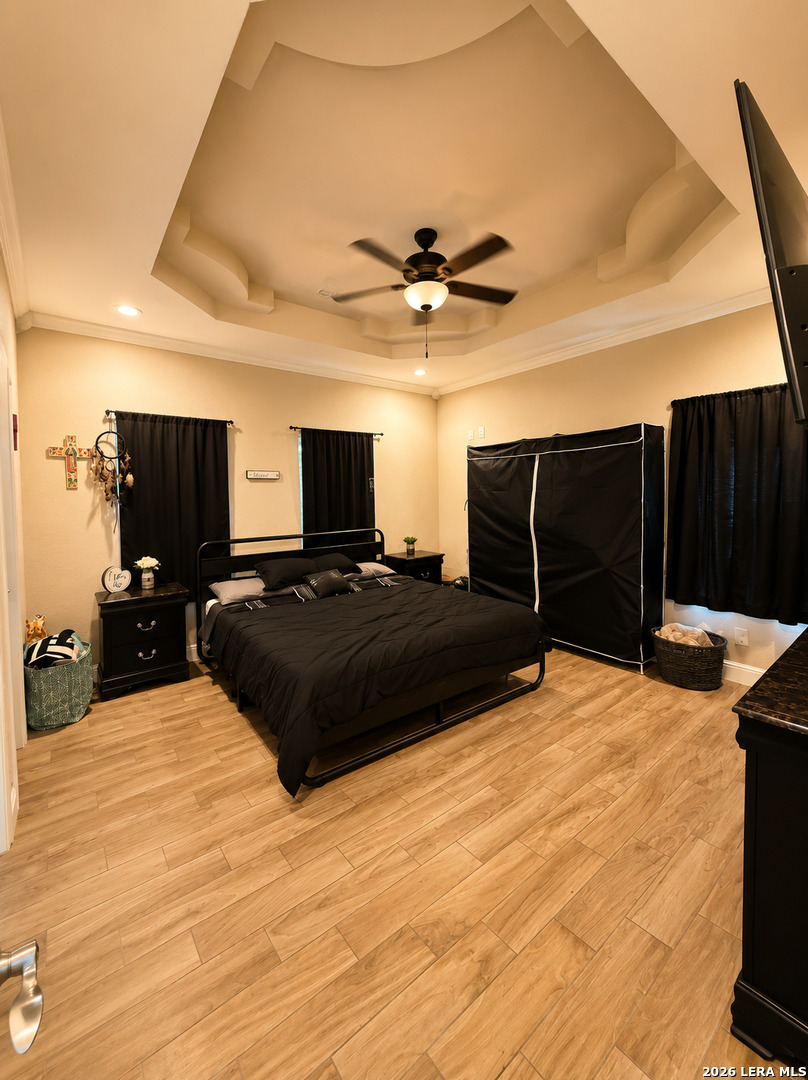 main property photo 6