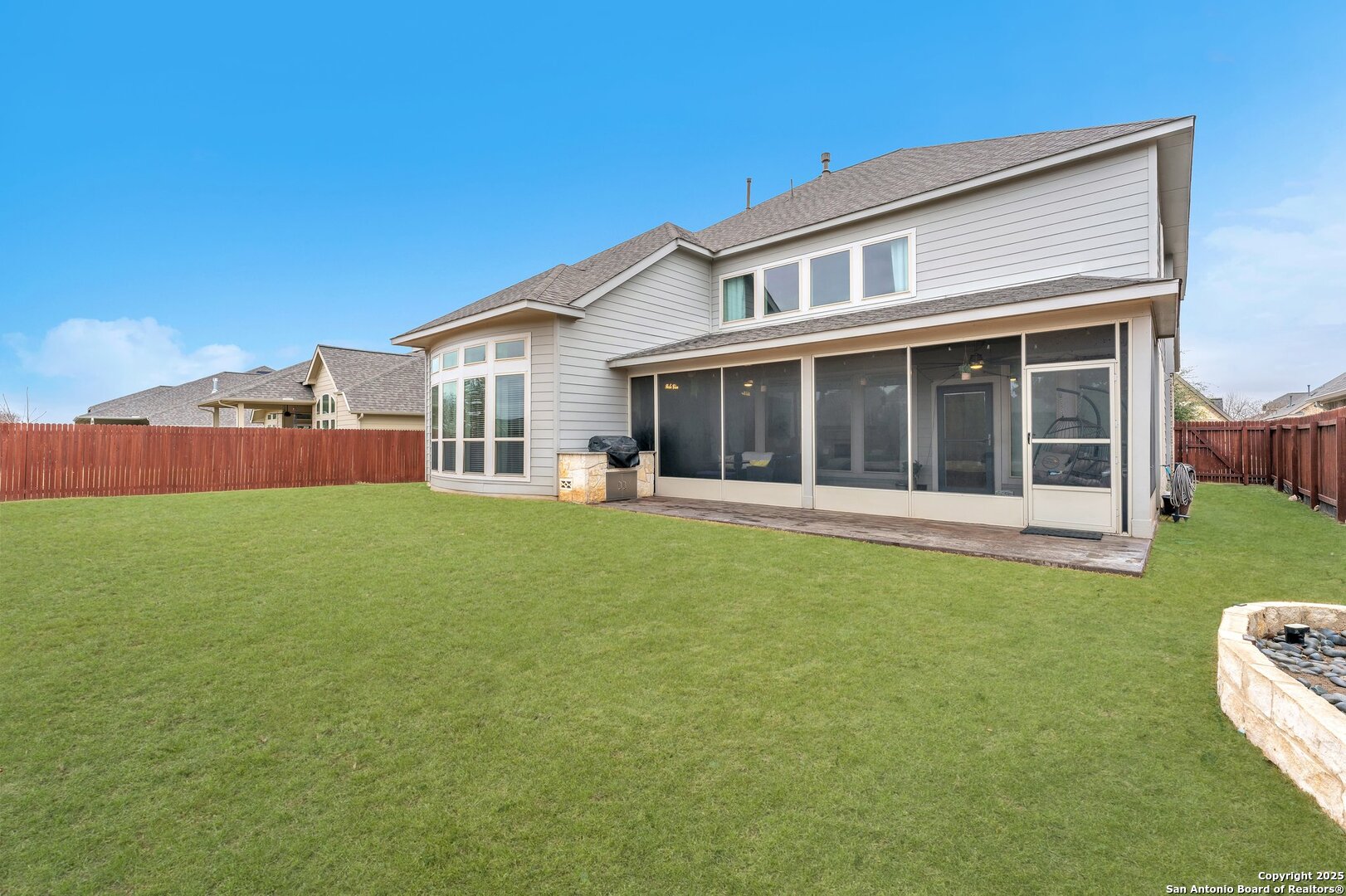 main property photo 41