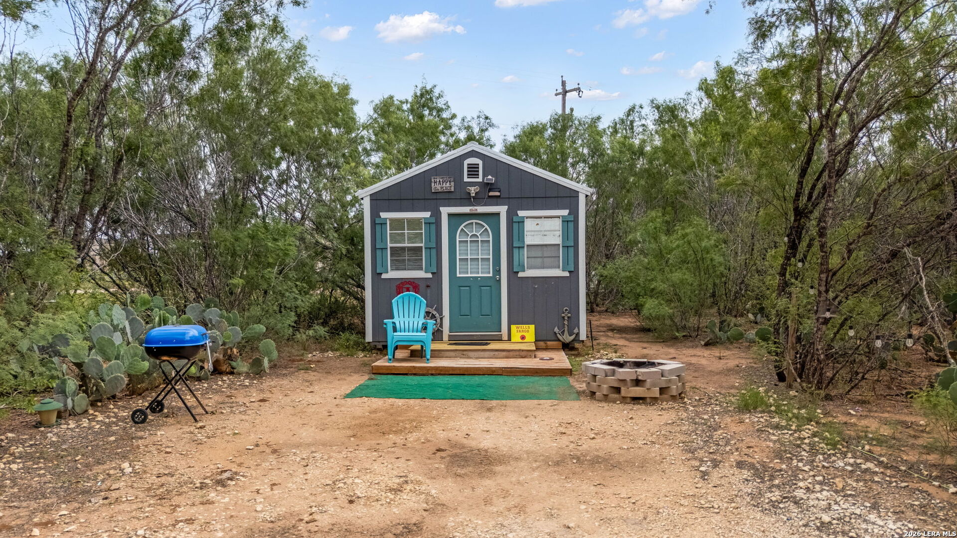 main property photo 23
