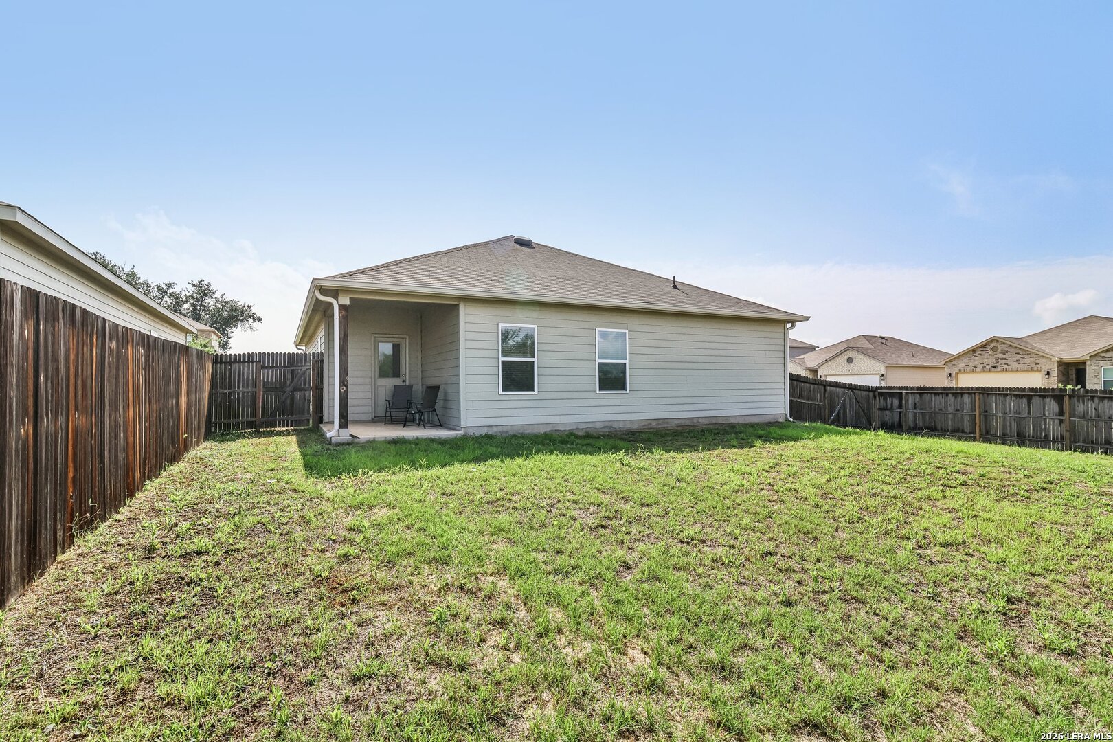 main property photo 33
