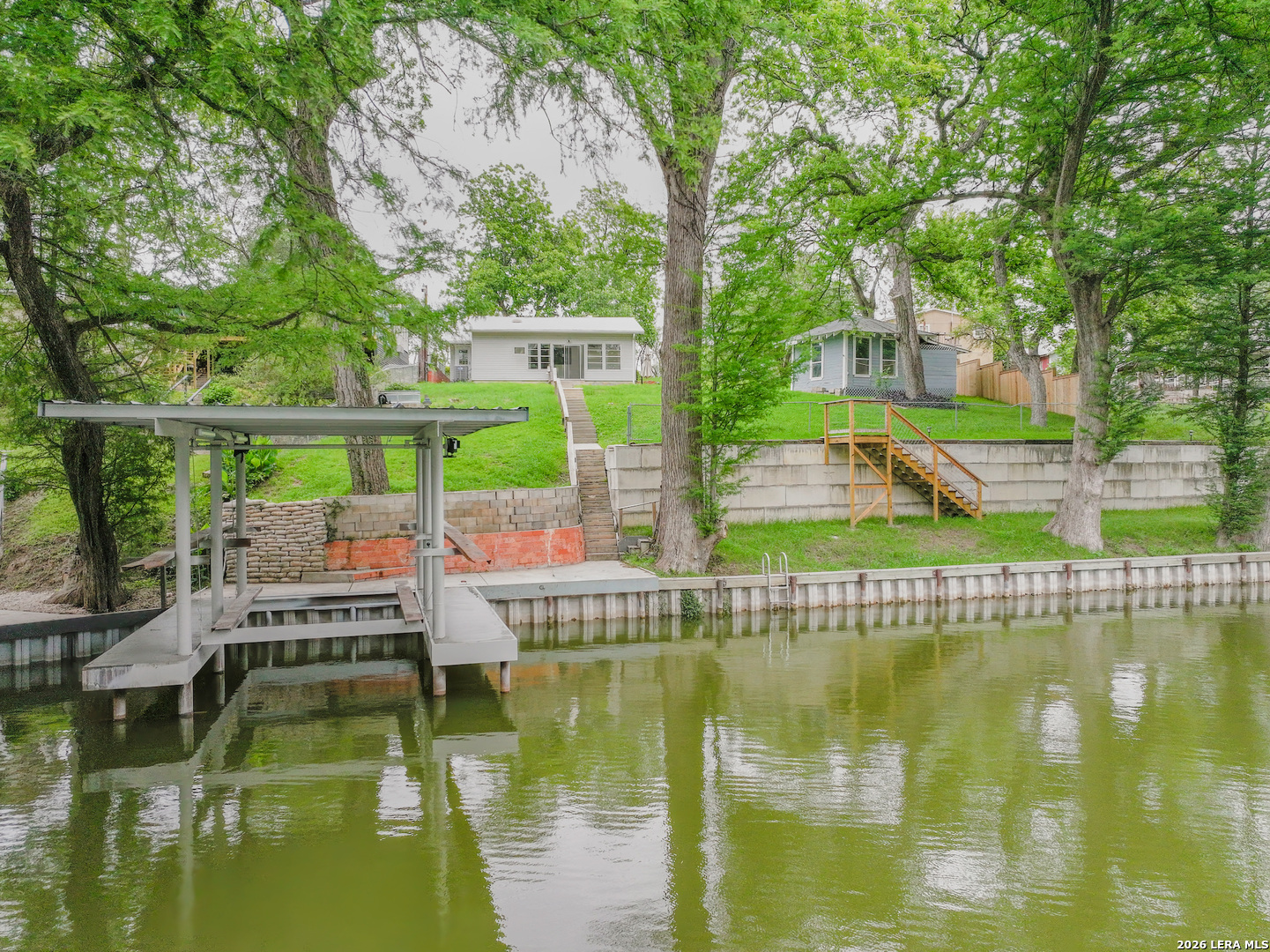 main property photo 21