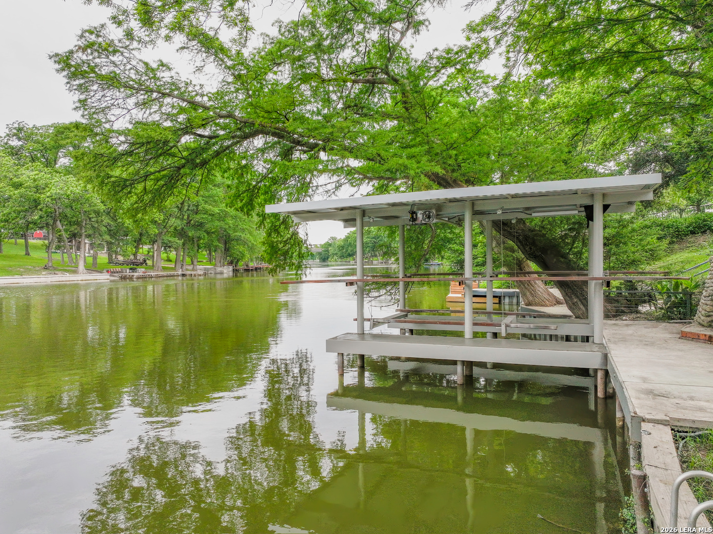 main property photo 22