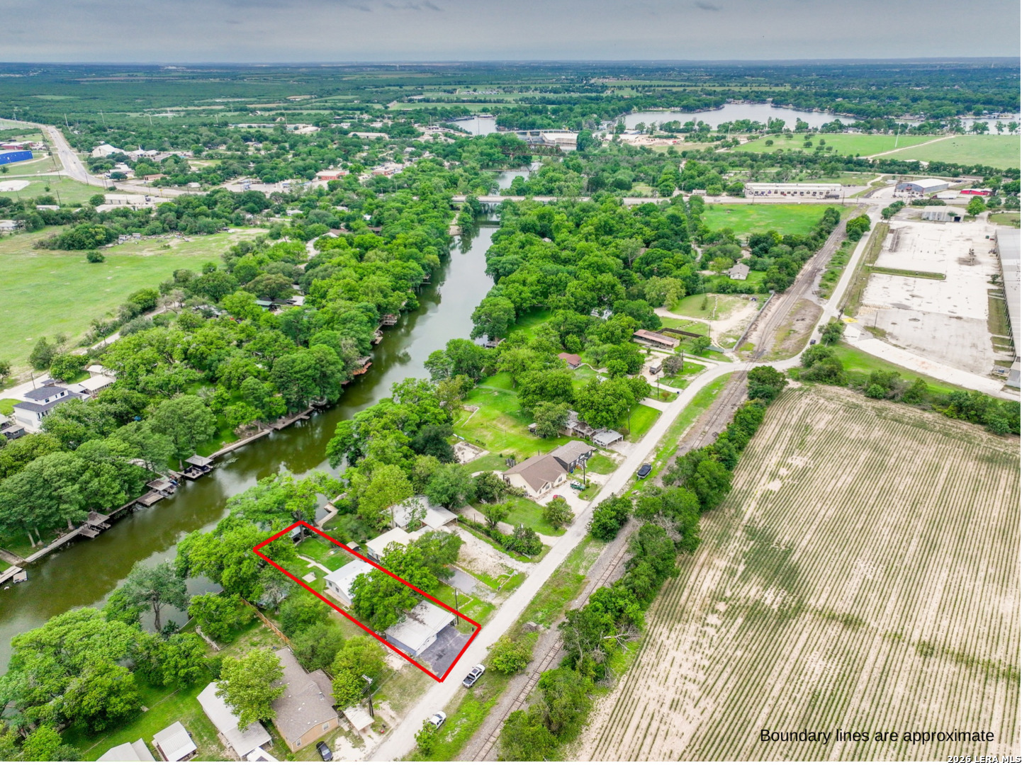 main property photo 23