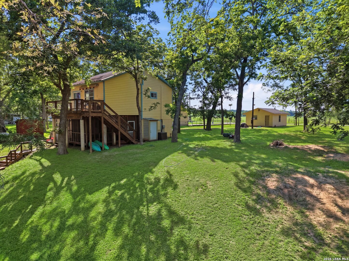 main property photo 33