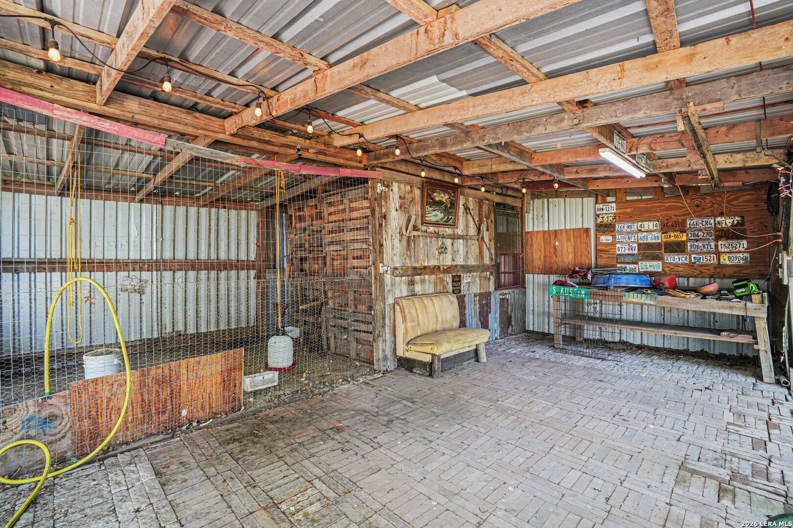 main property photo 22
