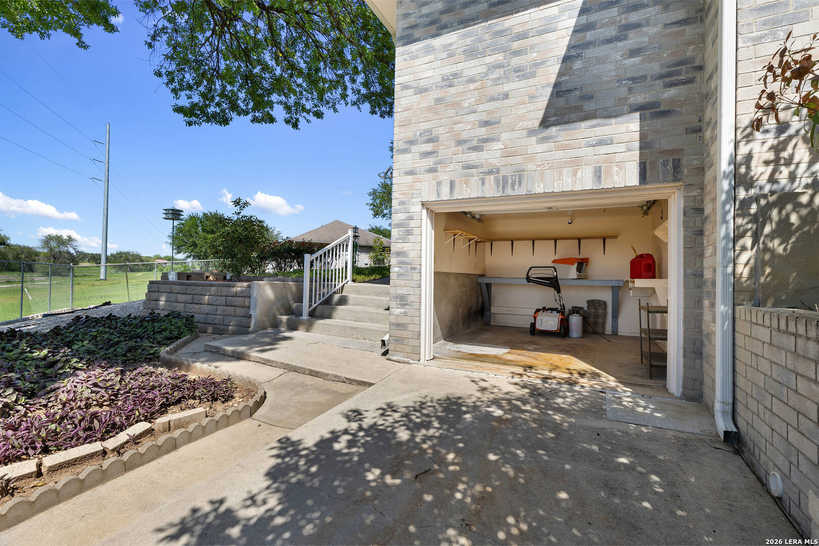 main property photo 45