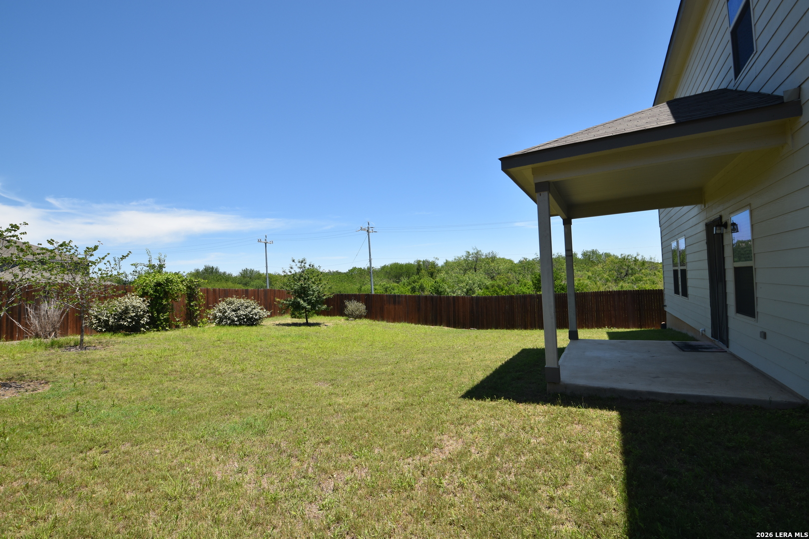 main property photo 23