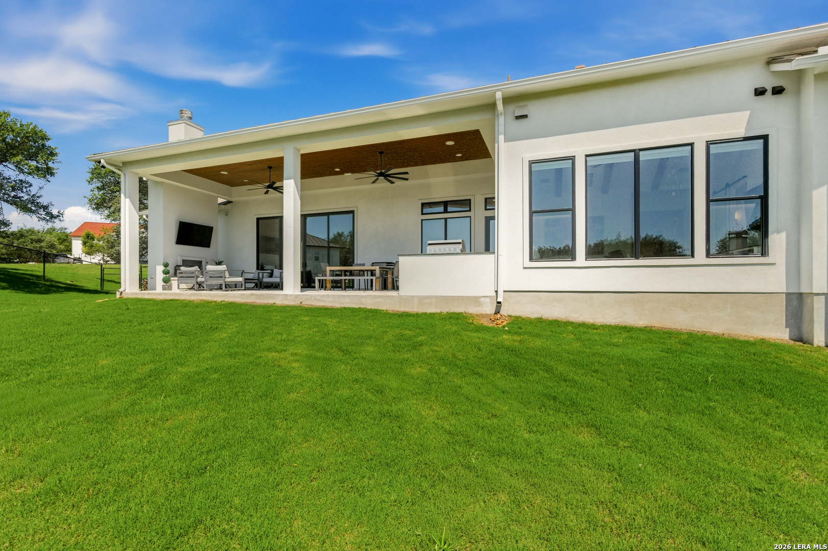 main property photo 54