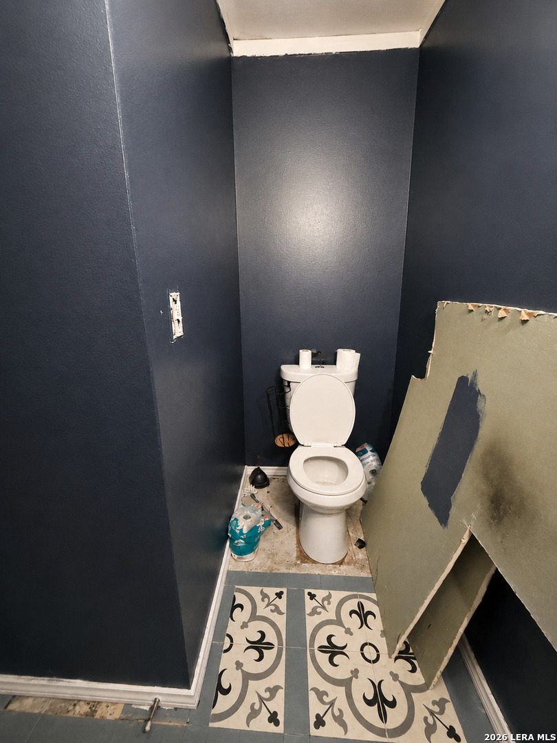 main property photo 5