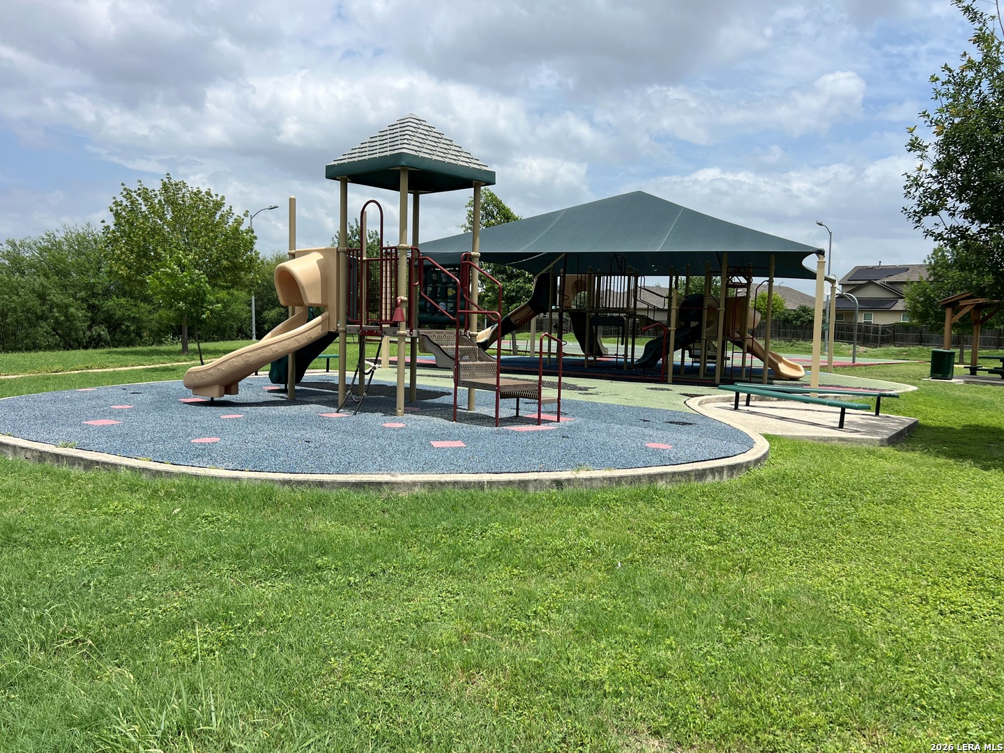 main property photo 50