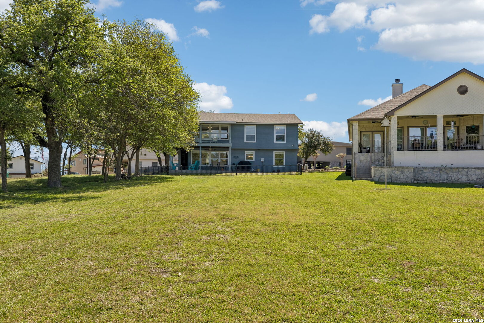 main property photo 35