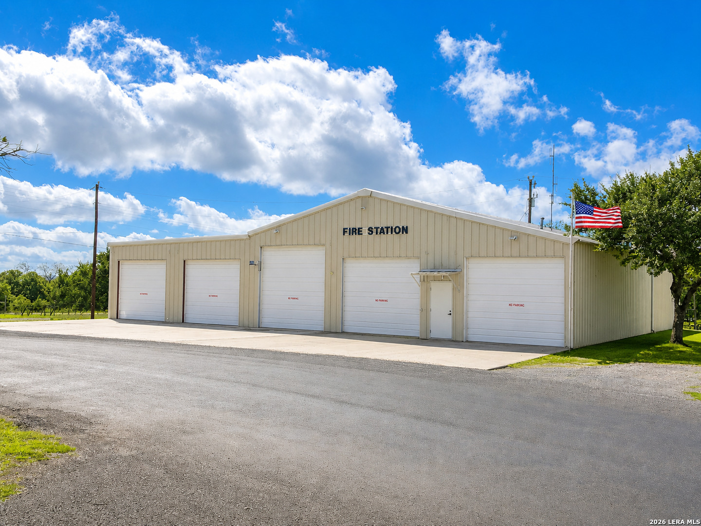 main property photo 75