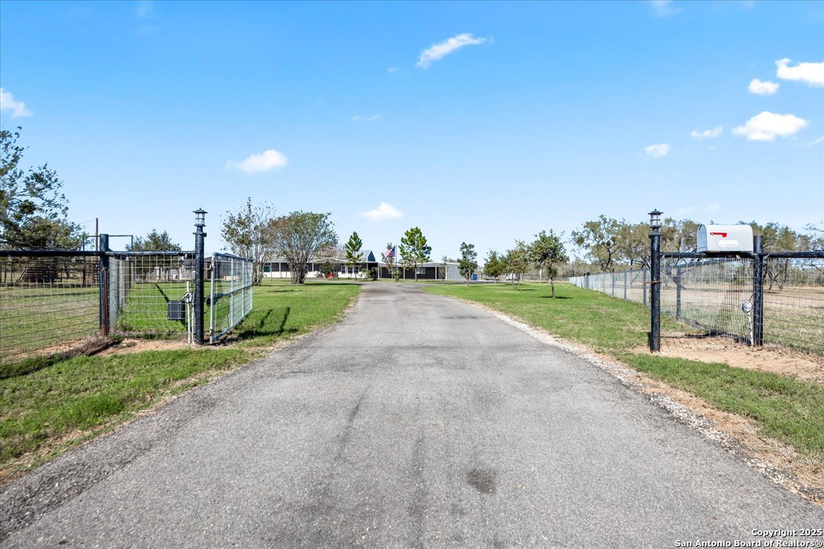 main property photo 4