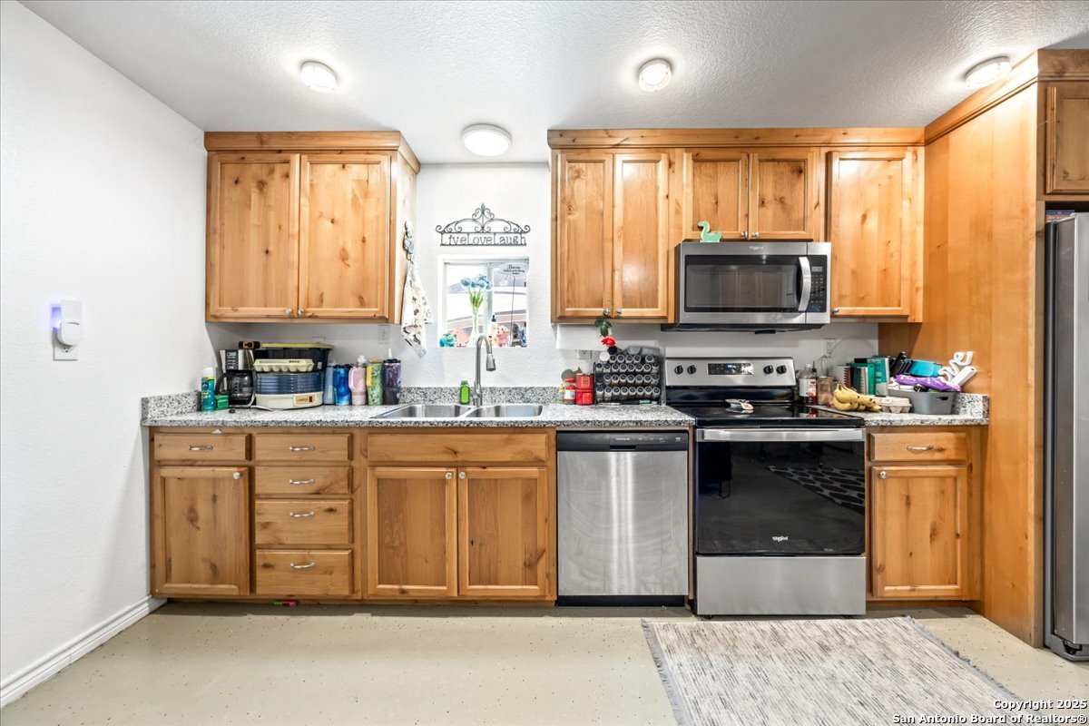 main property photo 48