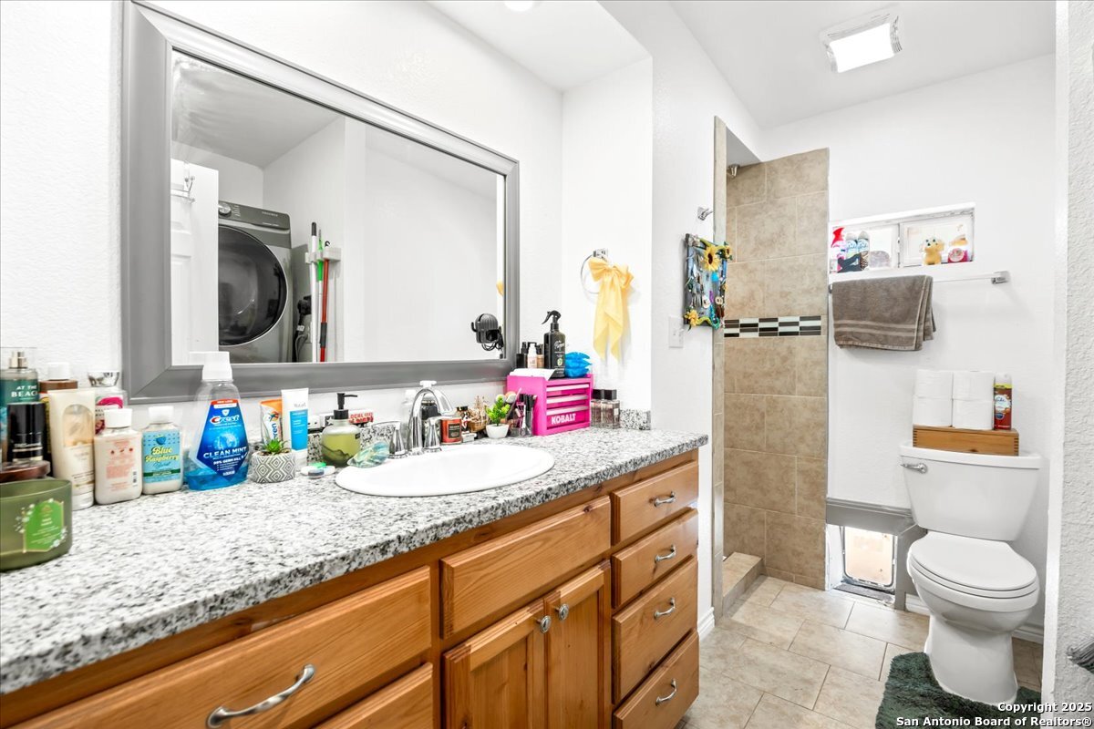 main property photo 50