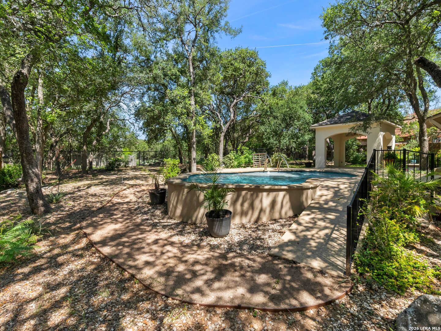 main property photo 60