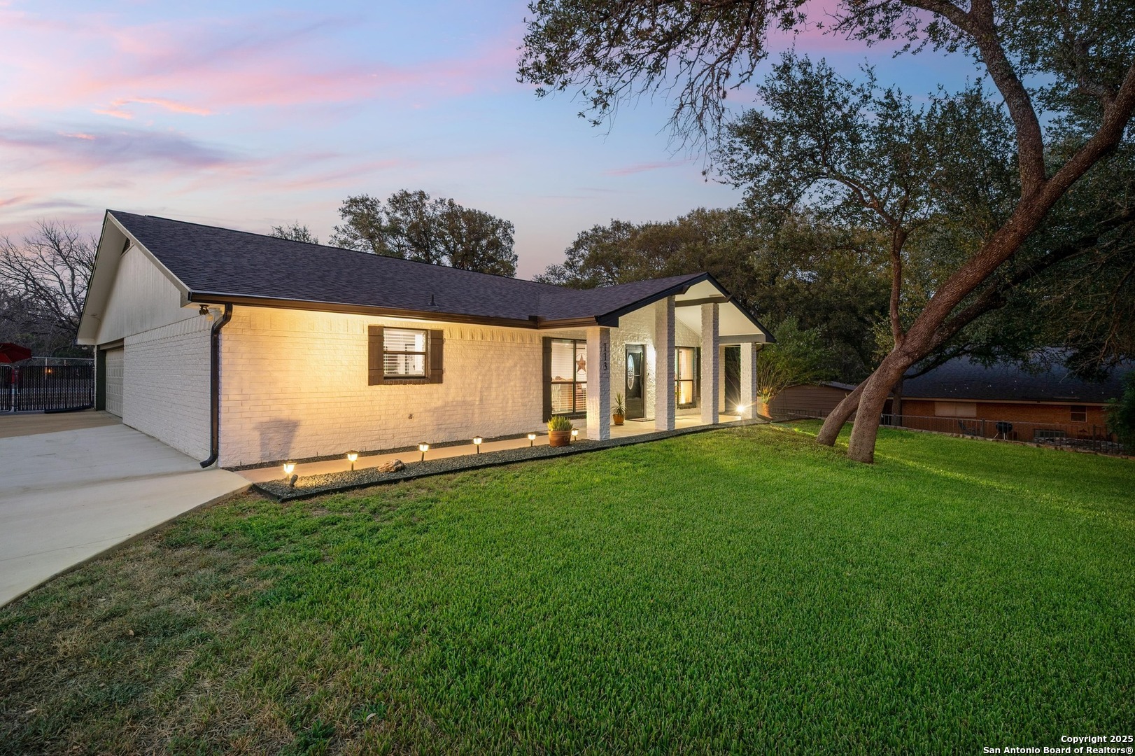 main property photo 4