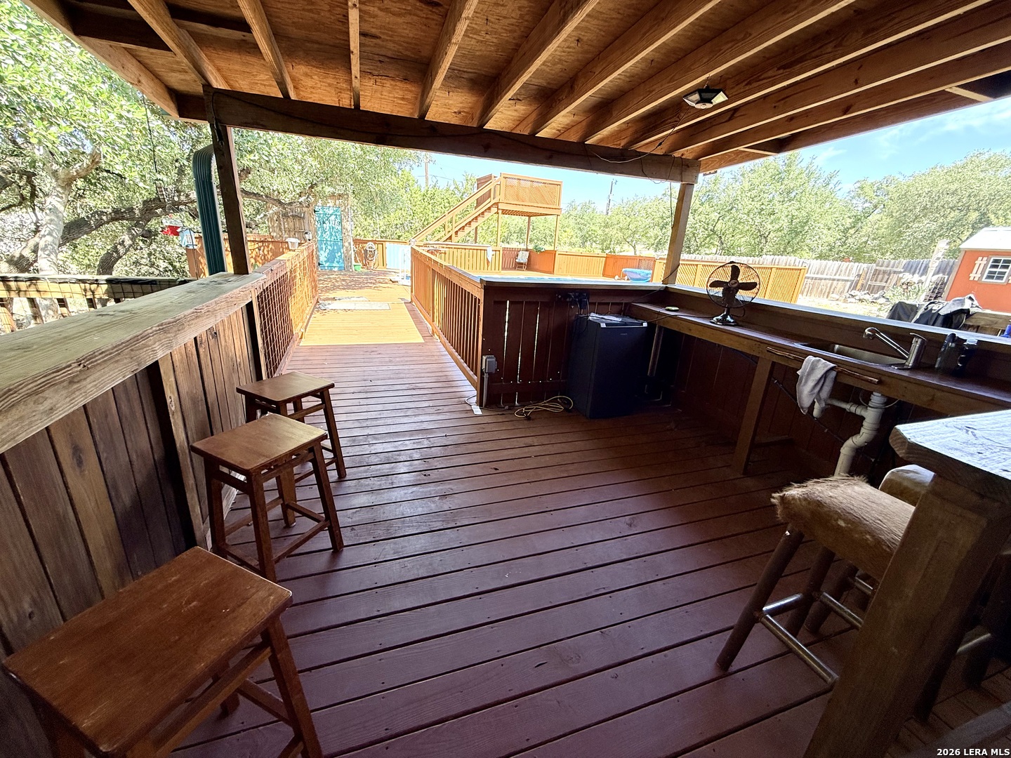 main property photo 13