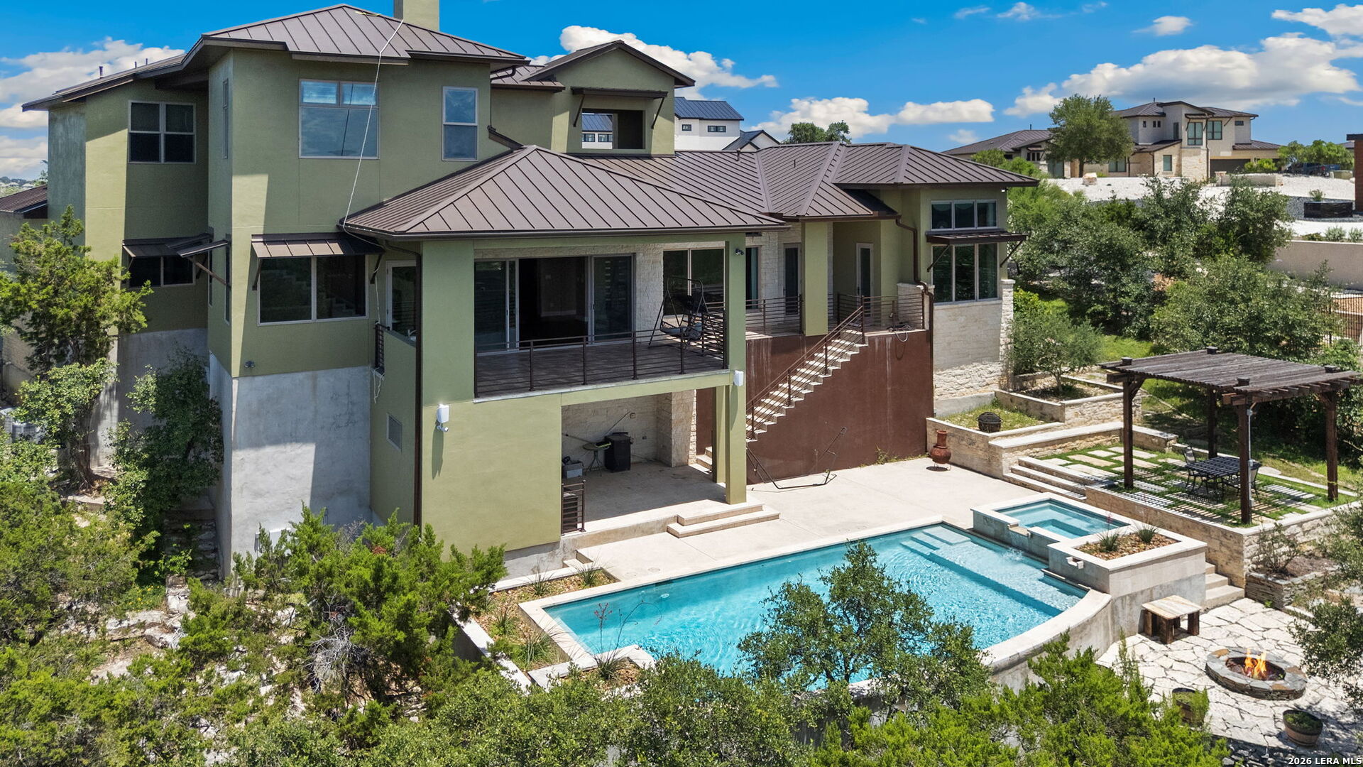 main property photo 42