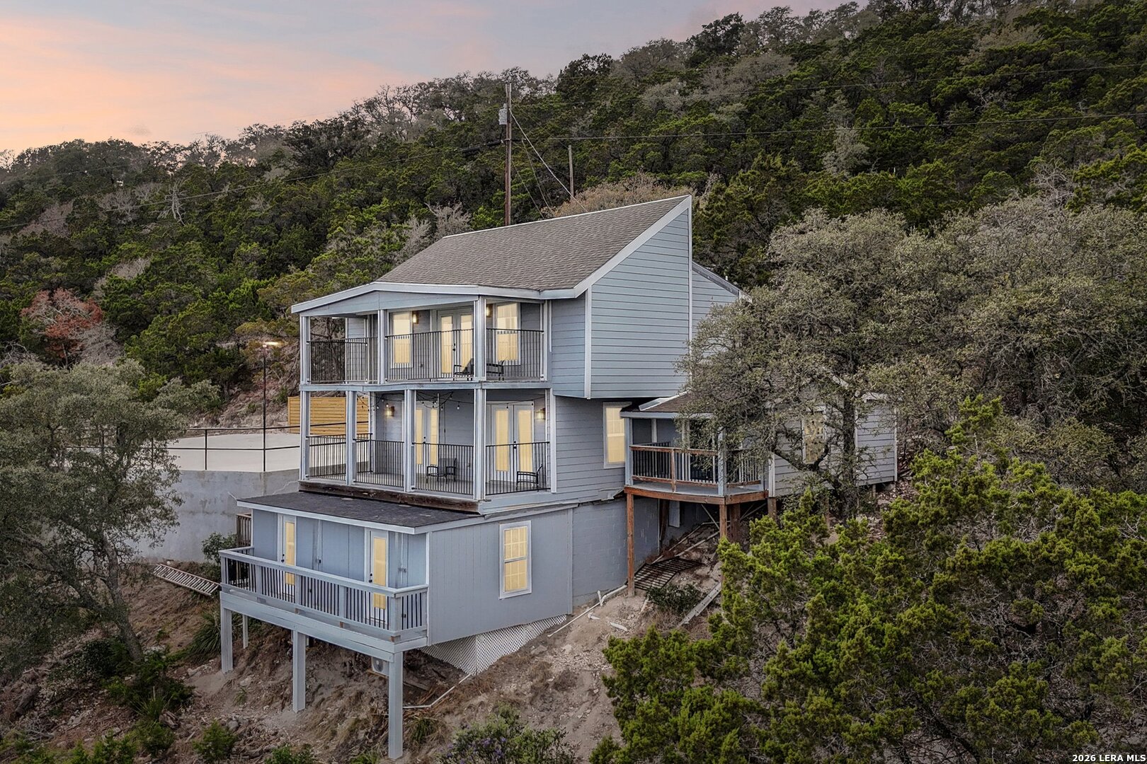 main property photo 54