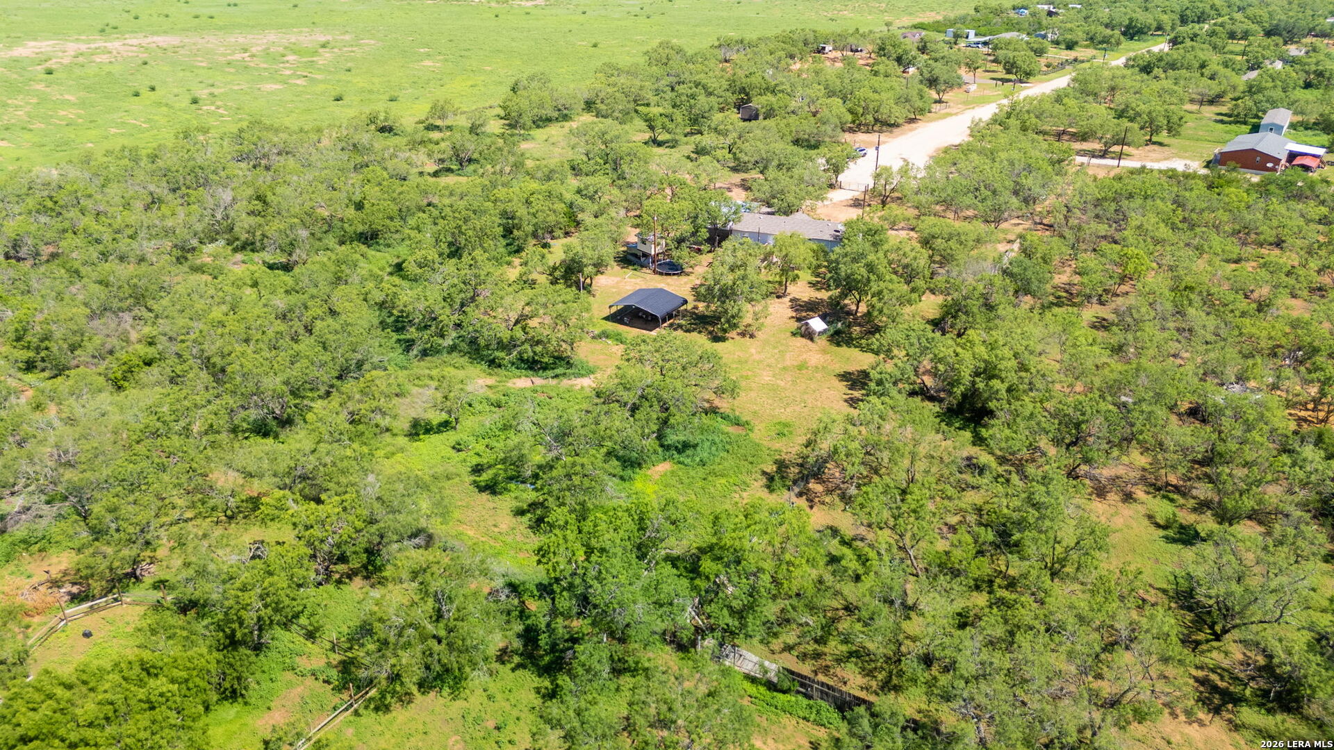 main property photo 23