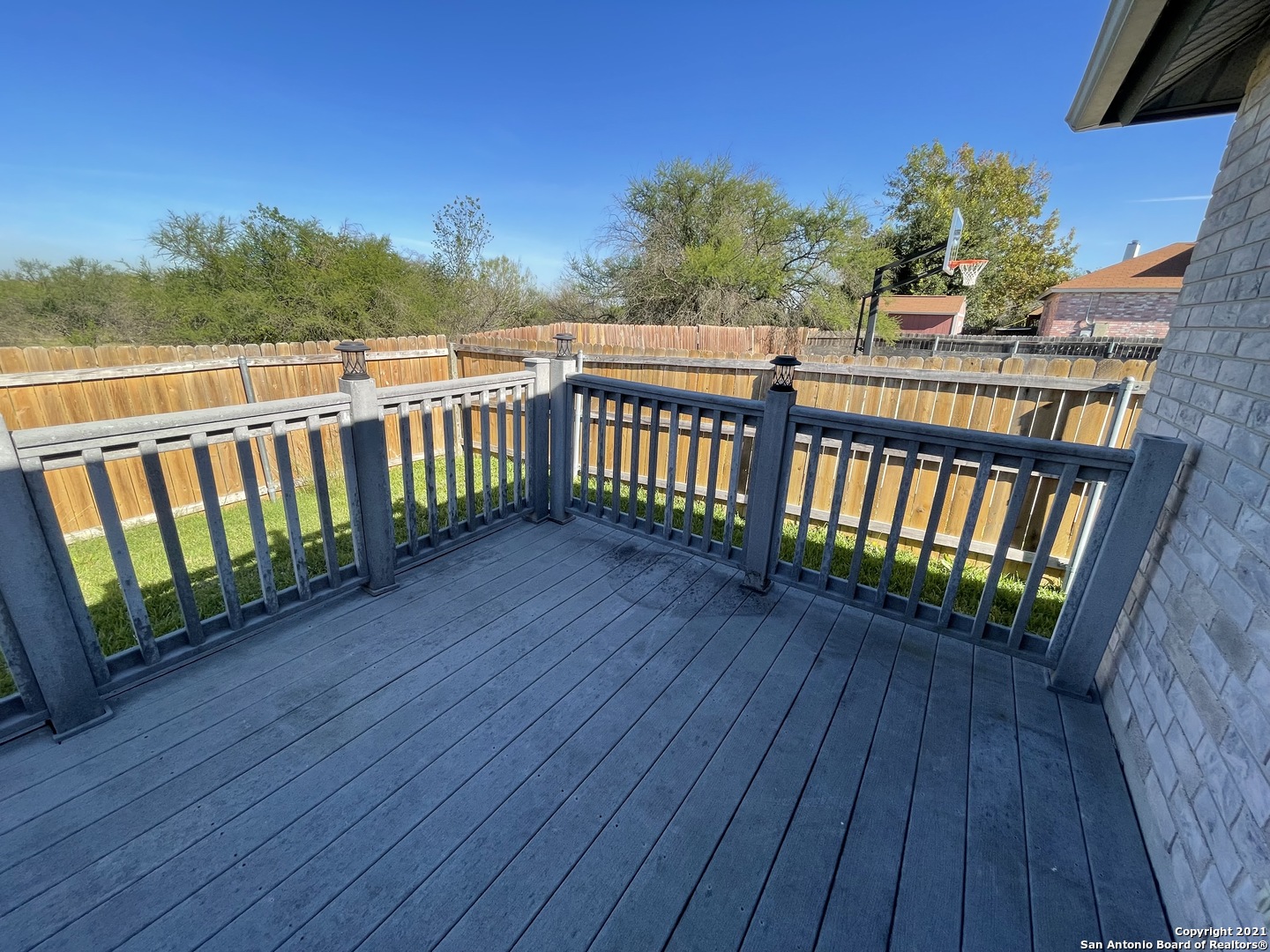 main property photo 19