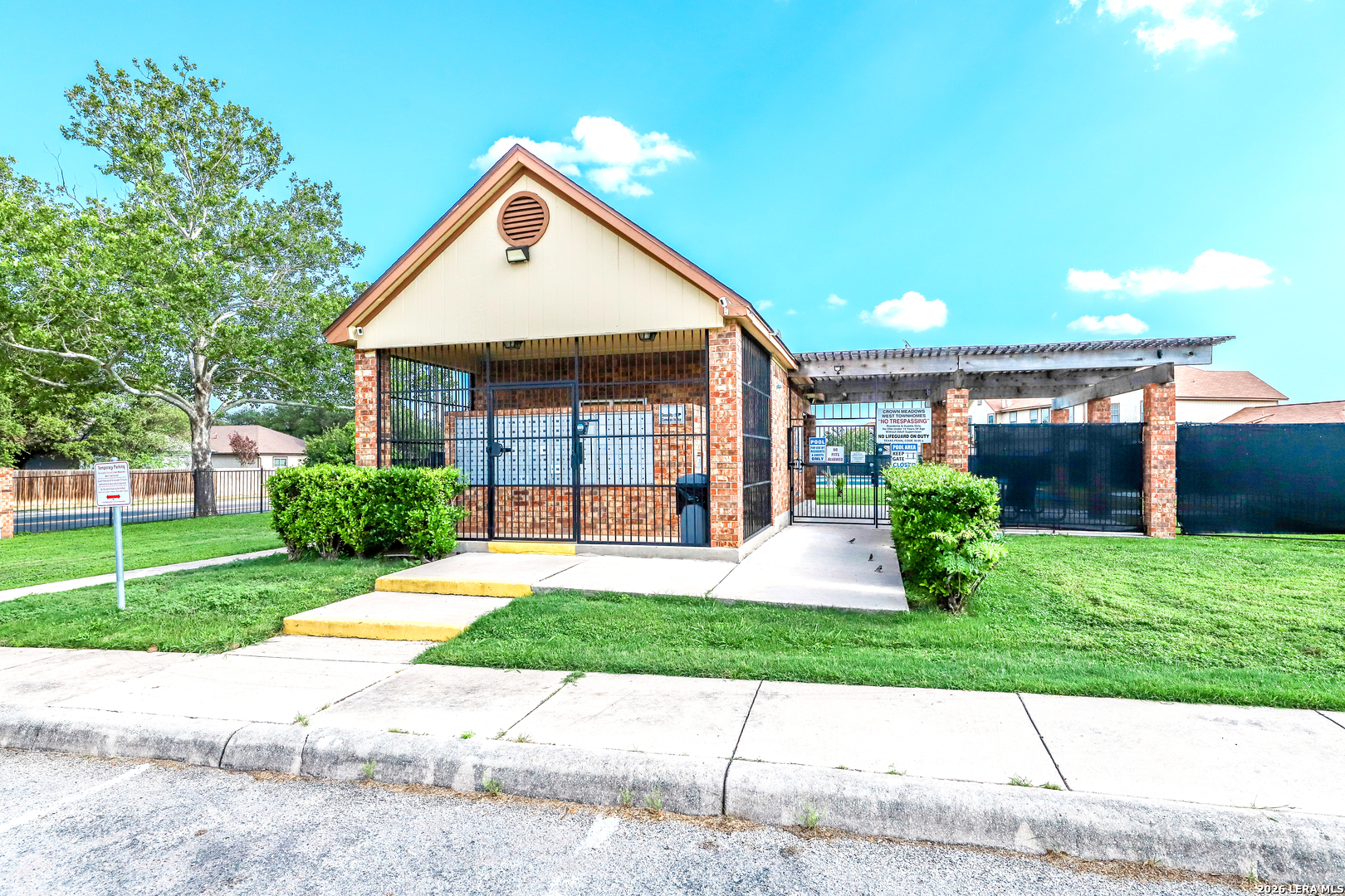 main property photo 23