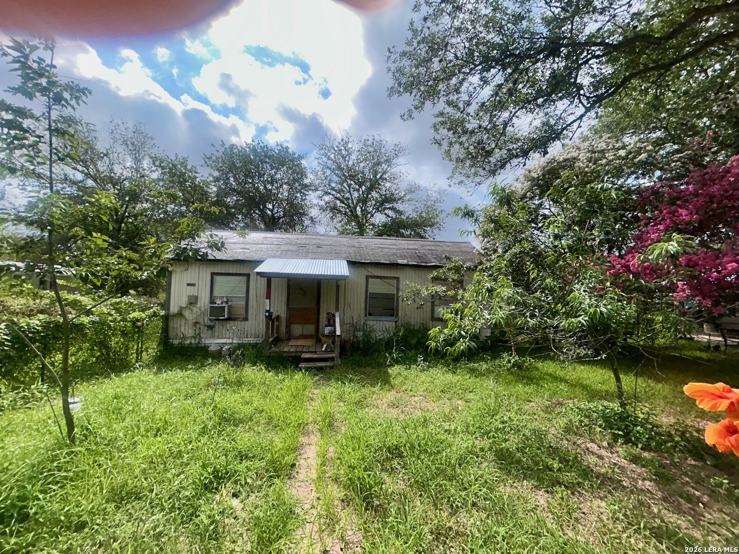 main property photo 16