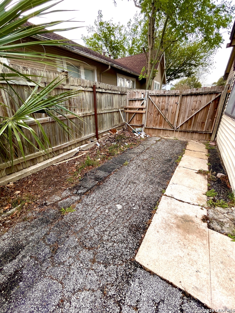 main property photo 20