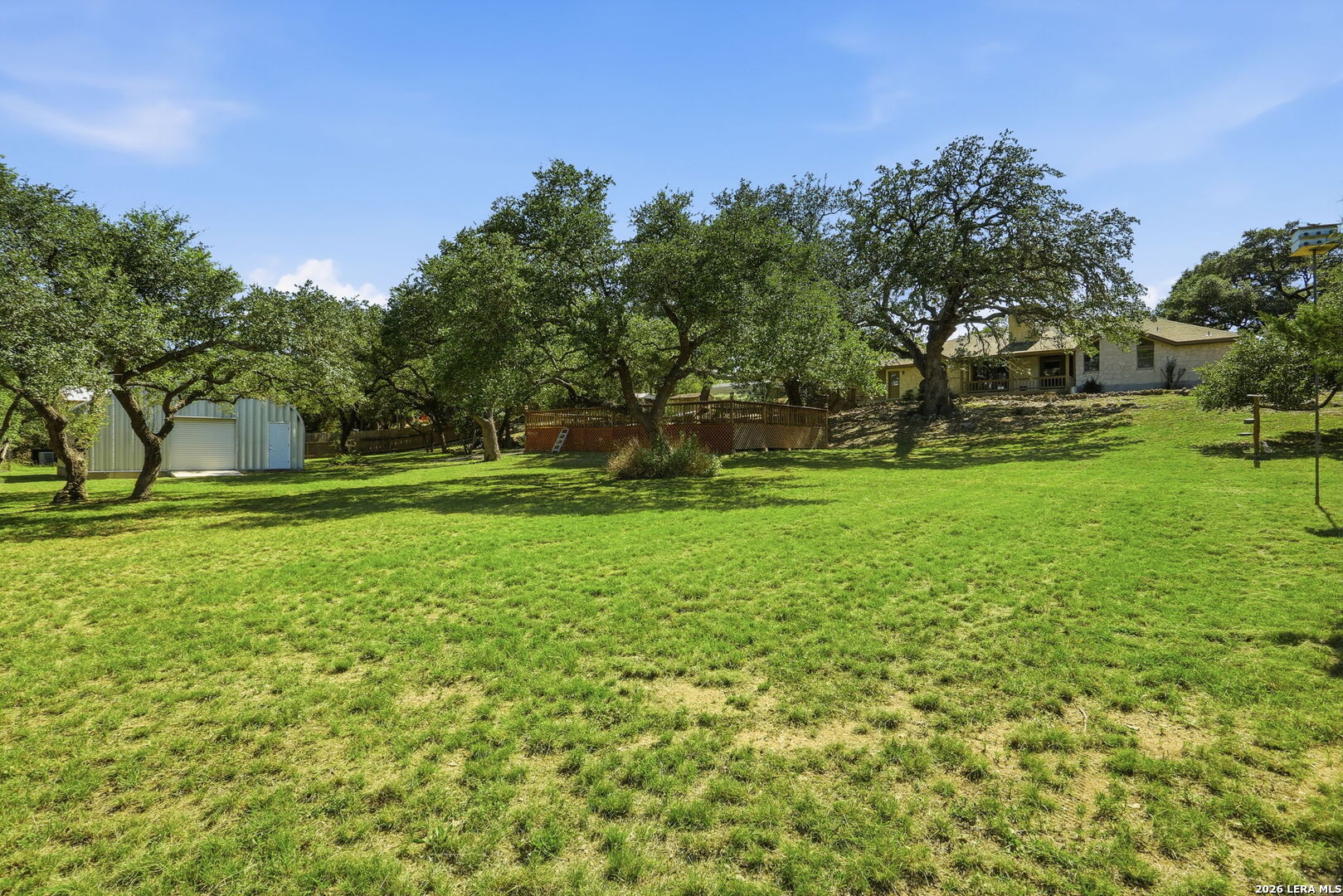 main property photo 33